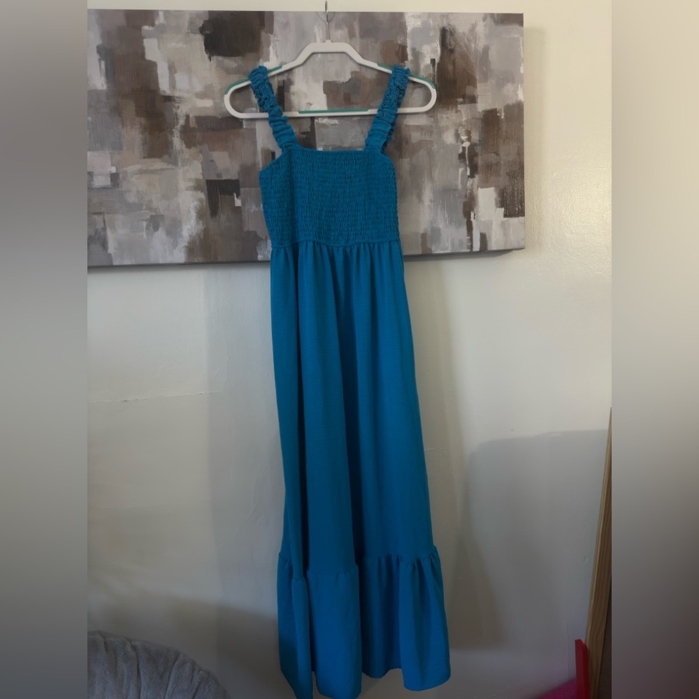 B Famous dress